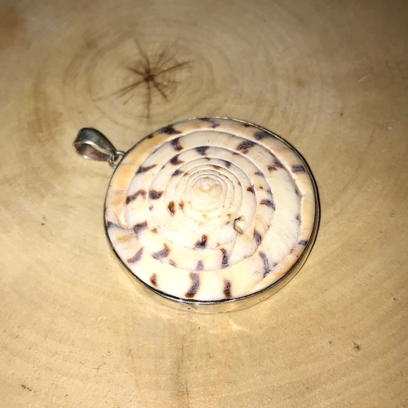 925 sterling silver shell pendant (large) - Picture 2 of 4